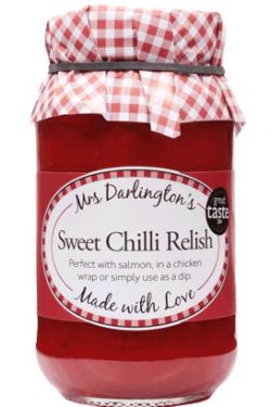 Vielseitiges Relish aus süßen Chilischoten, roten Paprikaschoten und Tomaten.