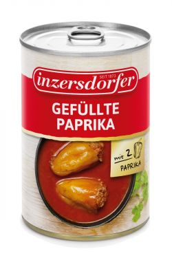 Paprikaschoten, gefüllt mit Rind- und Schweinefleisch, Reis, Zwiebeln und Petersilie gekocht in einer fruchtigen Tomatensauce.