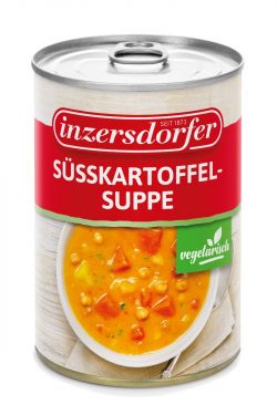 Cremige Inzersdorfer Suppe mit Süßkartoffeln, Kichererbsen und Karotten. Besonders reichhaltig und mit Kokosmilch verfeinert! 